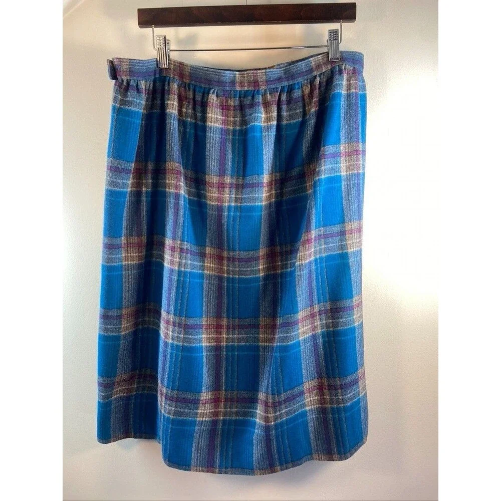 Vintage Pendleton Skirt Women's 16 Blue Plaid Wool Academia 100% Virgin Wool USA